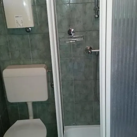 Jaz Apartment *